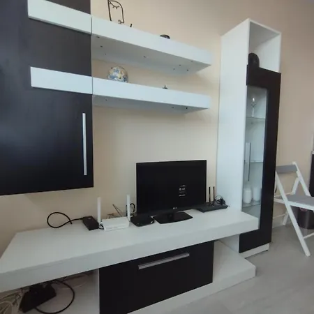 Stylish Apartment, Location! 아파트